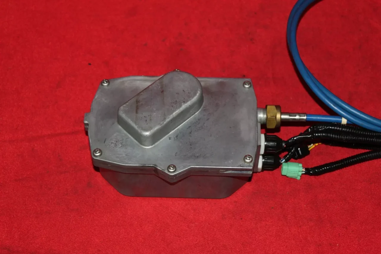 Kawasaki Trim Motor